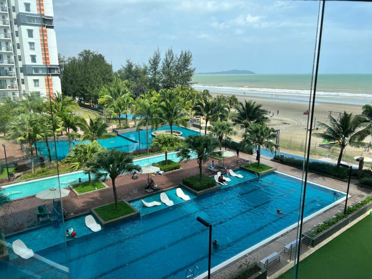 Timurbay Seafront Seaview & Poolview Suite With Wi-Fi 关丹 外观 照片