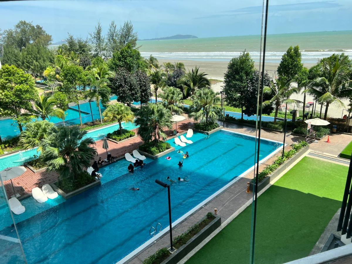 Timurbay Seafront Seaview & Poolview Suite With Wi-Fi 关丹 外观 照片